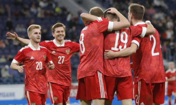 Сборная России обыграла Ирак в первом домашнем матче за полтора года