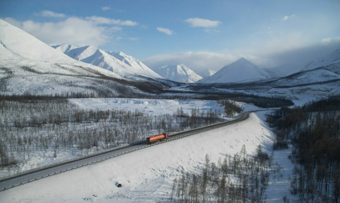 Движение по трассе «Колыма» открыто после схода снежных лавин