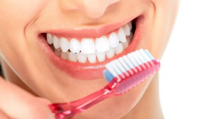 Следуйте этим простым советам и сохраните зубы здоровыми и крепкими