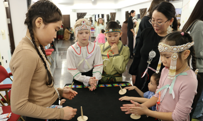 В Мирном прошел первый форум «Говорим на языке саха»: Дню Республики Саха (Якутия) посвящается