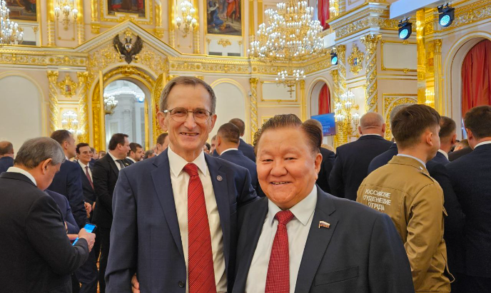 С Николаем Владимировичем Левичевым в Александровском зале Большого Кремлевского Дворца.